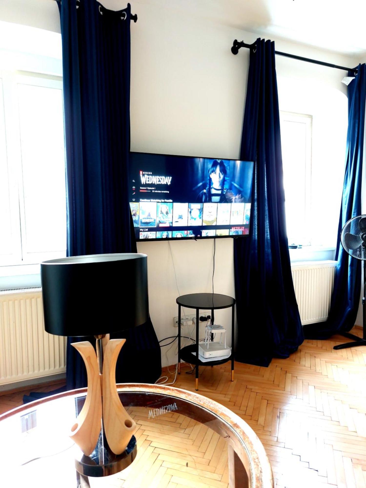 Michael'S Gate Large Apartment In A 15Th-Century Building, Old Town Bratislava Dış mekan fotoğraf